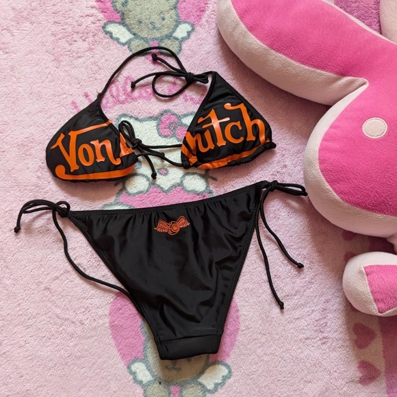 Von Dutch bikini Size says XS Bottoms estimated M+/adjustable - Picture 1 of 5